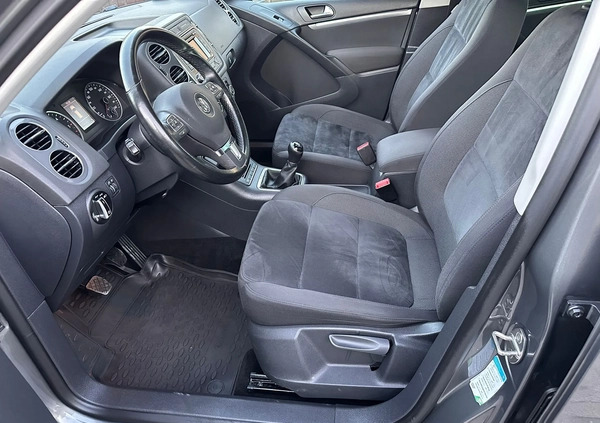 Volkswagen Tiguan cena 45900 przebieg: 189142, rok produkcji 2012 z Zwoleń małe 154